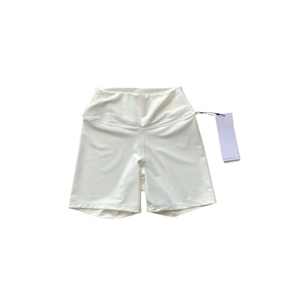 שורט יוגה אלו - Alo Shorts